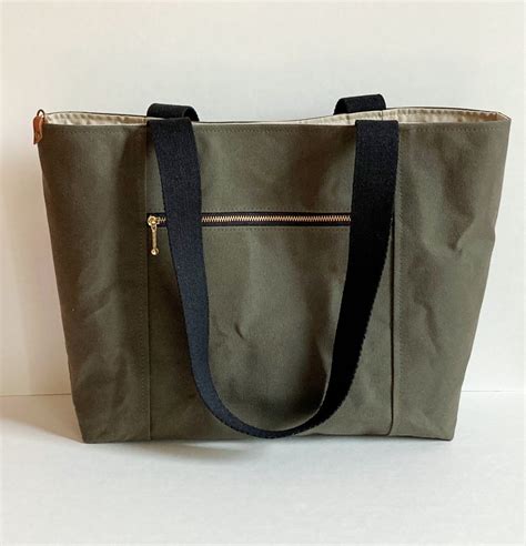 canvas tote bag with pockets.